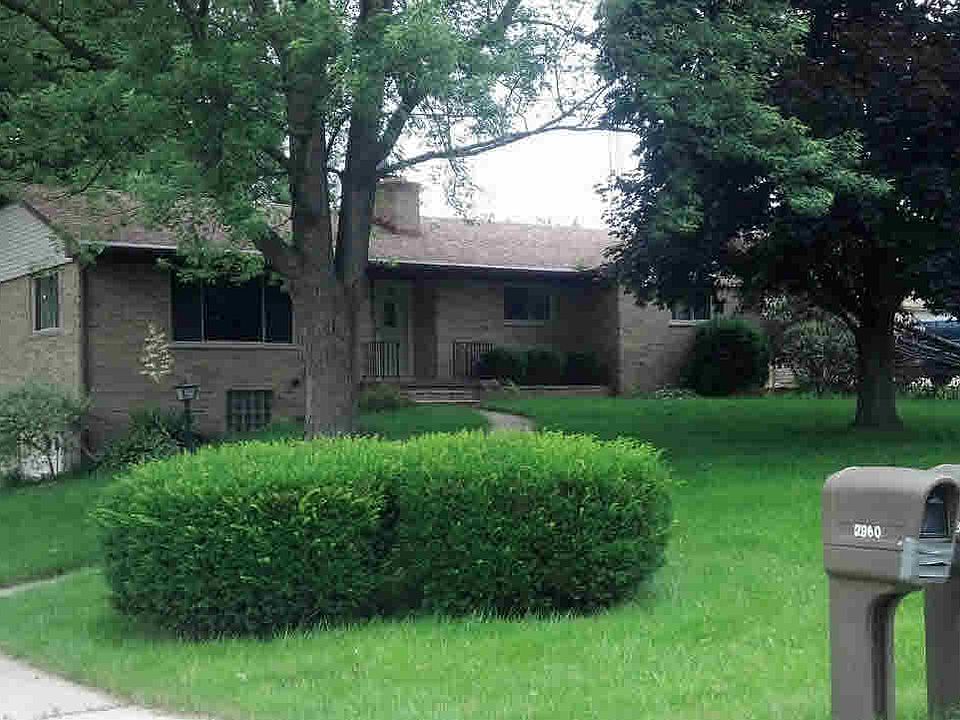 1st image of 2860 Wiltshire Dr