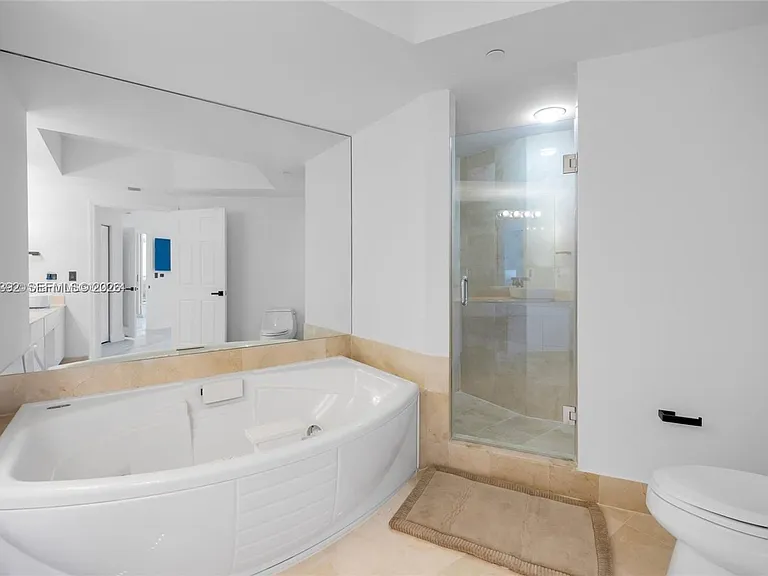 3200 N Ocean Blvd #1404 — Photo 16