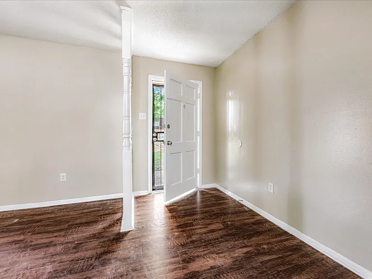 Chambliss Village Townhomes — Photo 14