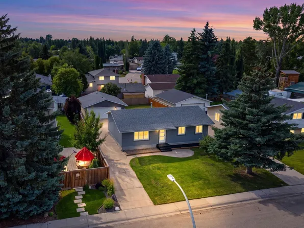 4 Glacier Cres, Strathcona County, AB T8A 2Y2