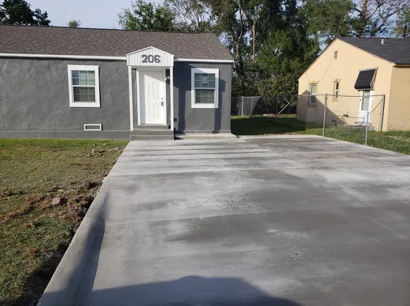 206 W Dewey Ave, Orange, TX 77630