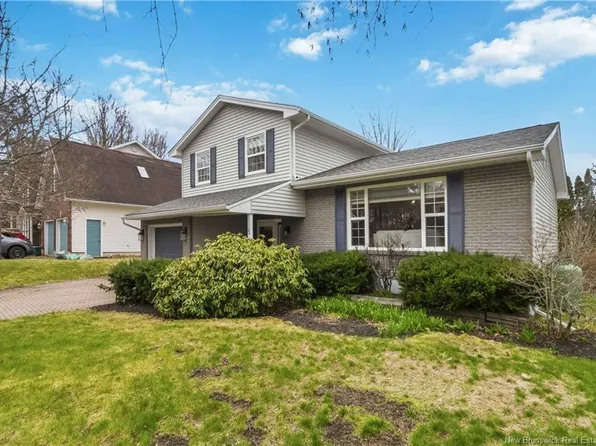 73 Harvard Ct, Riverview, NB E1B 4S7