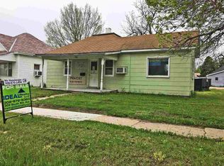 338 S East St, Broken Bow, NE 68822