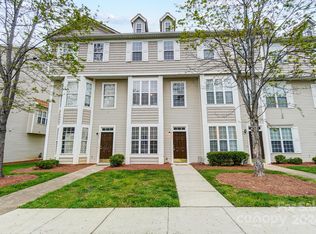 8135 Kings Creek Dr, Charlotte, NC