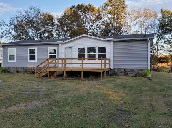 2205 Luray Rd, Huron, TN 38351