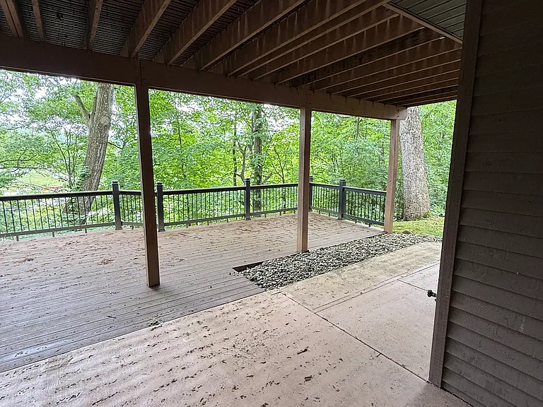 1011 Greystone Cir — Photo 65