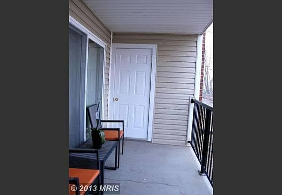4th image of 3303 Wyndham Cres #146