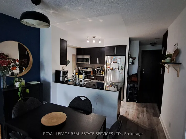 35 Viking Ln #439 — Photo 2