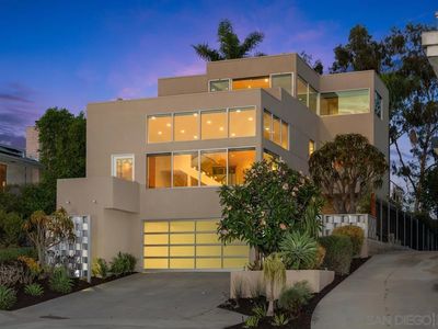 2885 Fallbrook Ln, San Diego, CA, 92117
