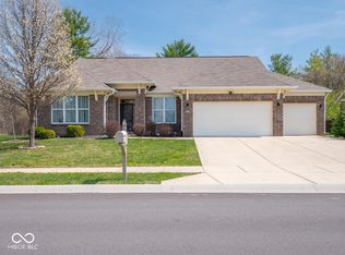 9831 N Port Dr, McCordsville, IN 46055