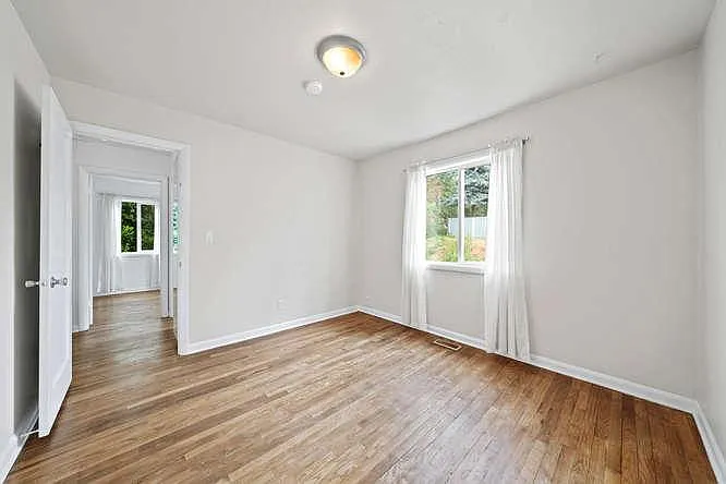 8808 N Peninsular Ave — Photo 11