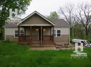 3624 N Cleveland Ave, Kansas City, MO 64117