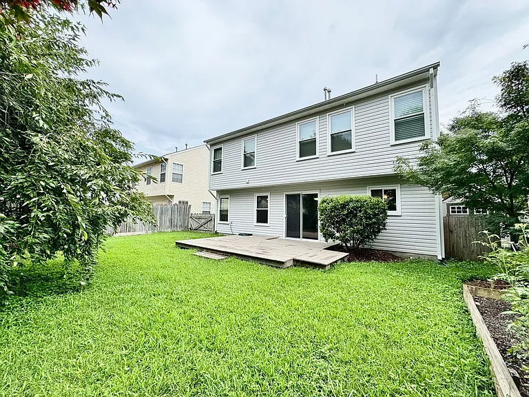 1733 Bernstein Dr — Photo 54