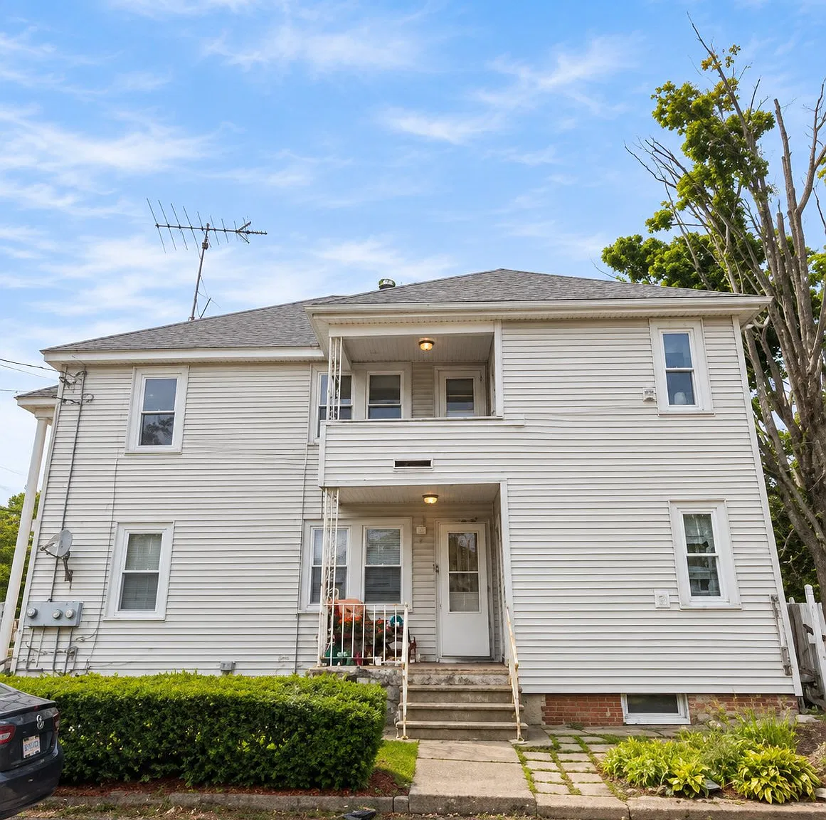 2. Bedroom second floor — Photo 1