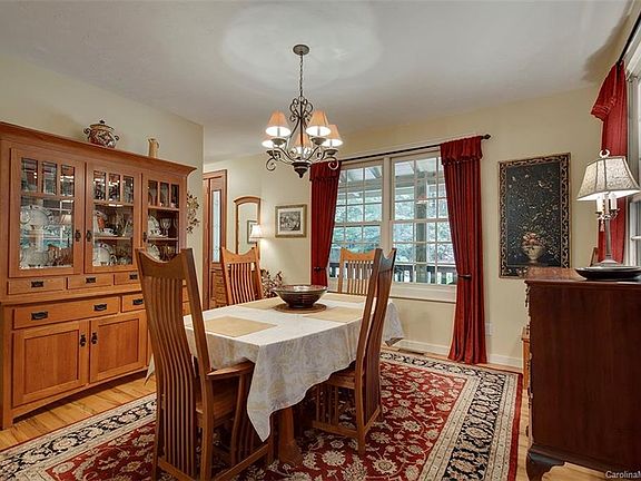 5th image of 270 Cimmaron Dr #A