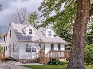 10908 Chardon Rd, Chardon, OH 44024