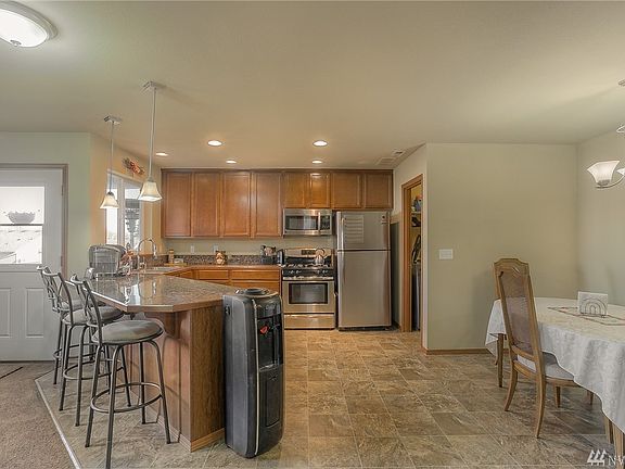 5th image of 1321 E 43rd St