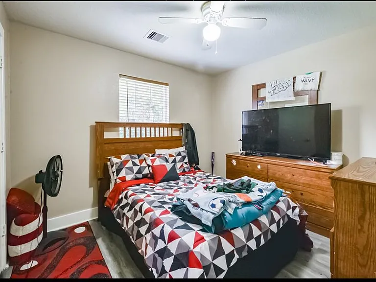 19403 Wann Park Dr — Photo 3