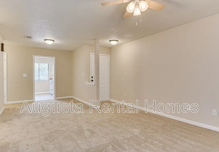 3510 Woodlake Rd #D — Photo 7