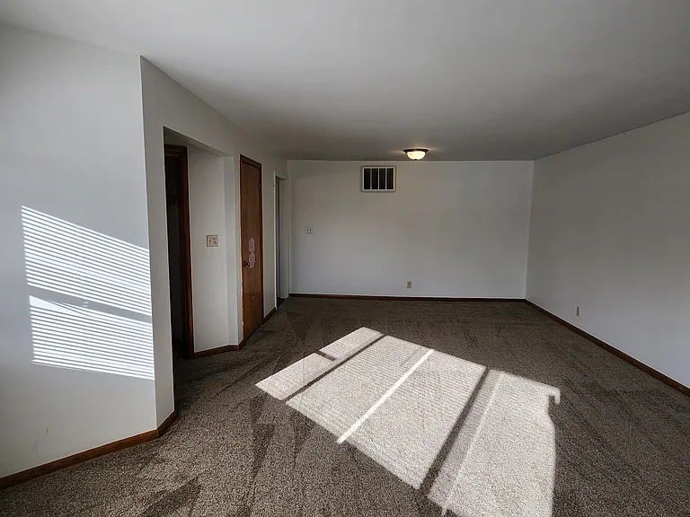 710 N Swords Ave #706 — Photo 8