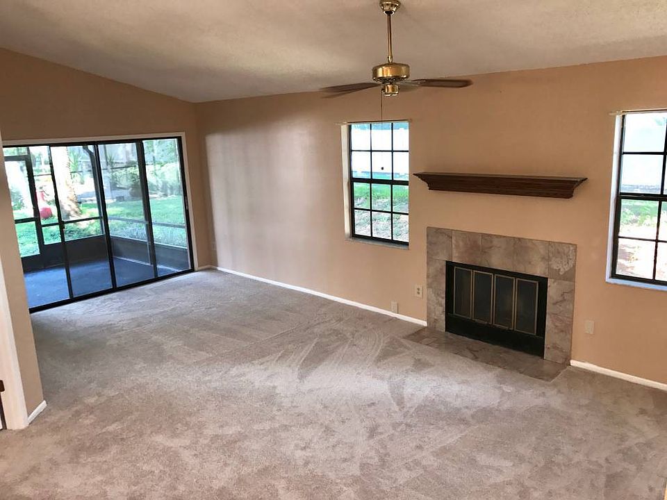 1st image of 2959 Burlington Dr