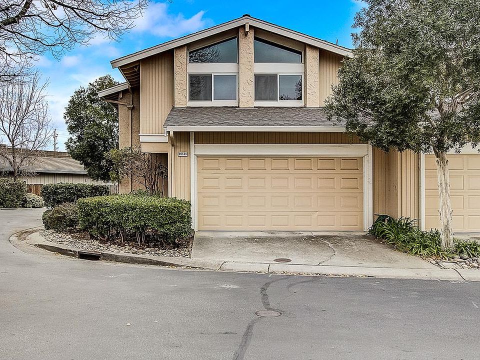 1st image of 20564 Oak Creek Ln