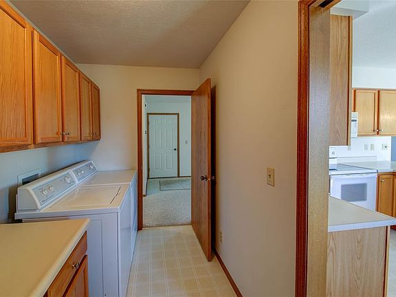 5th image of 1704 Polaris Cir