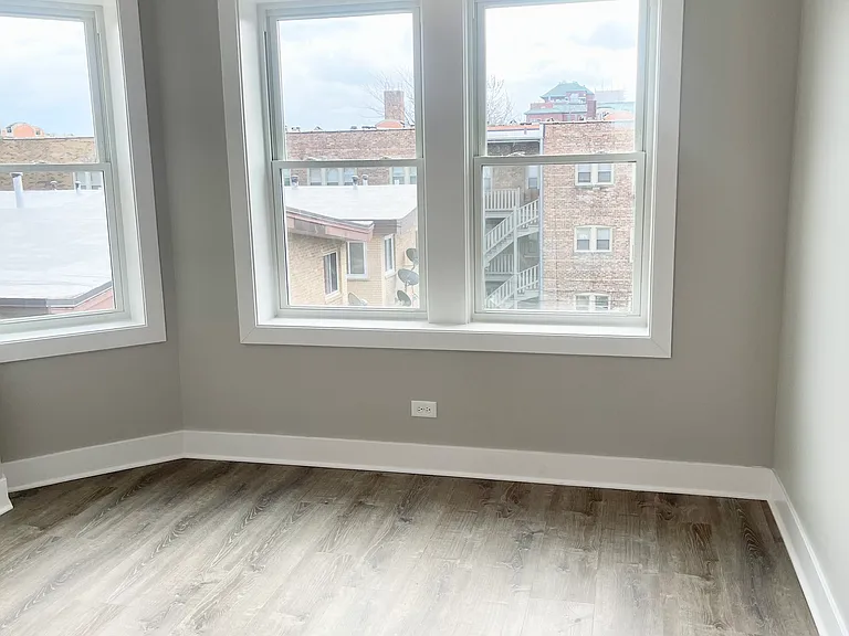 722 N Austin Blvd #3E — Photo 6