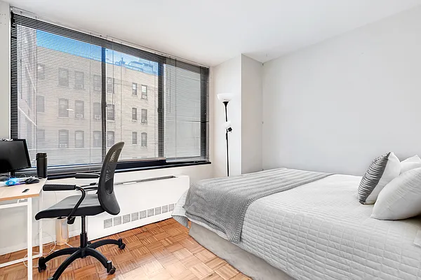 Rented by Douglas Elliman | media 16