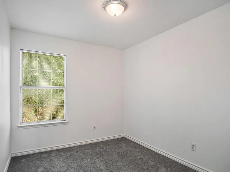 2621 Lee Ave #B — Photo 8