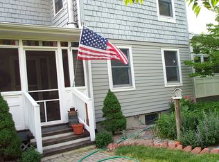 426 Etra Rd, Hightstown, NJ 08520