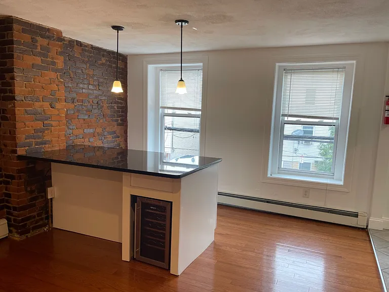 349 Sumner St #3 — Photo 3