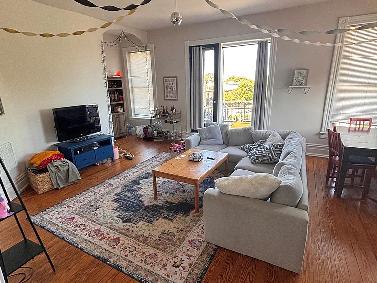 411 N Allen Ave #3 — Photo 7
