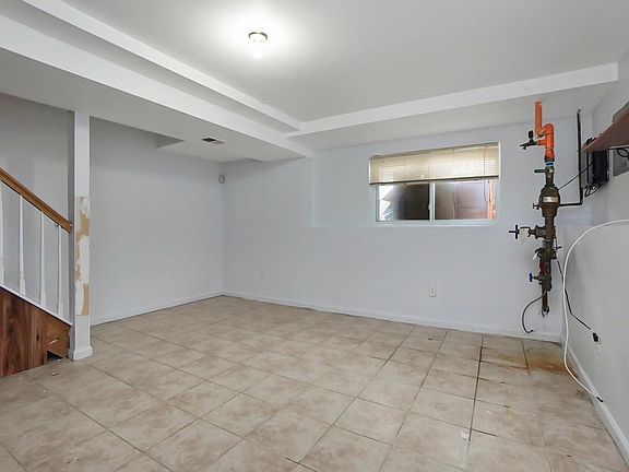 4th image of 254 Lake Ave
