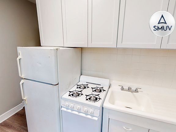 5th image of 1521 Park Ave #1R