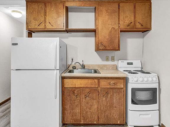 4th image of 2500 Olive St APT G