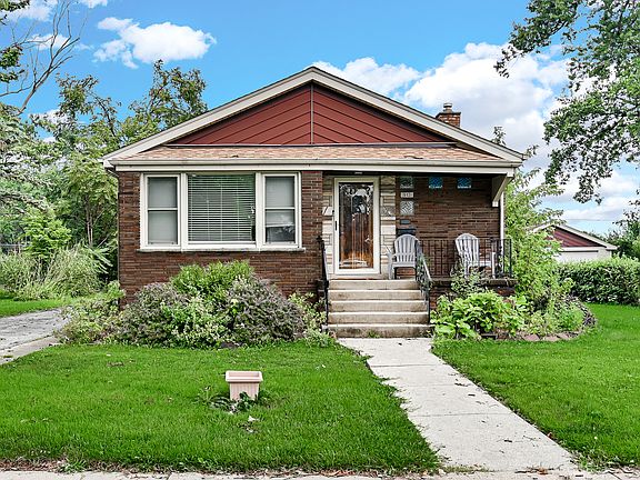 2nd image of 18431 Marshfield Ave
