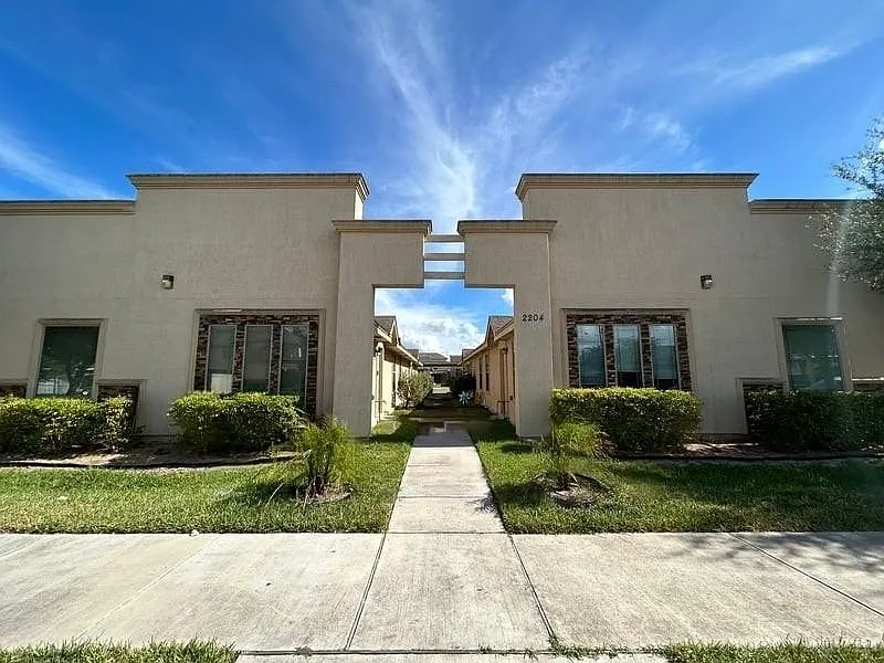 2120 Taxco Ct #4