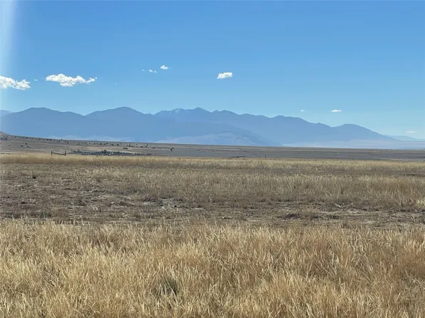 24 Royal Elk Rd, Whitehall, MT 59759