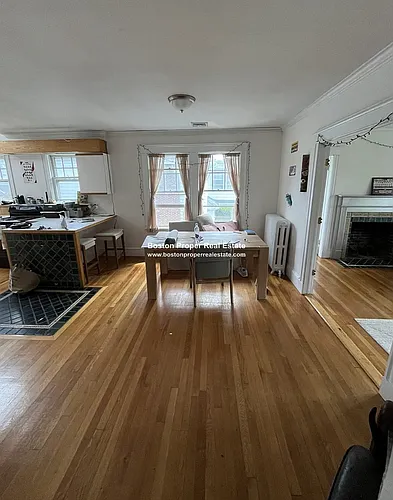 10 Hammondswood Rd #2 Photo 1
