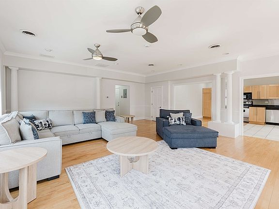 5th image of 6 Cushing St APT 1