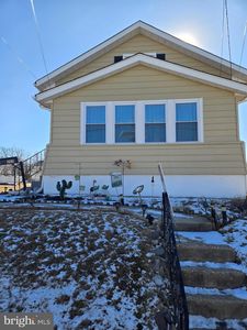 202 Creek Rd, Bellmawr, NJ, 08031