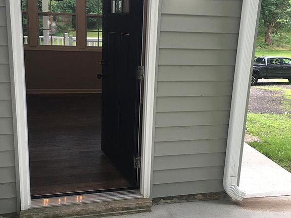 5th image of 4178 Narrows Ln