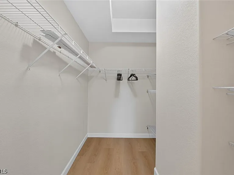 13110 Bella Casa Cir #102 — Photo 23