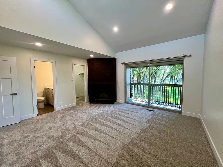 1672 E Marvin Gardens St — Photo 11