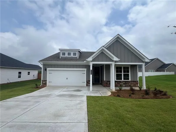 135 Swallowtail Ln, Homer, GA 30547