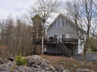 131 Hickory Ln, Blakeslee, PA
