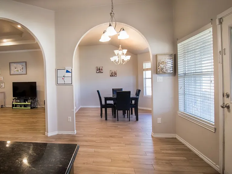 714 Tundra Dr — Photo 4