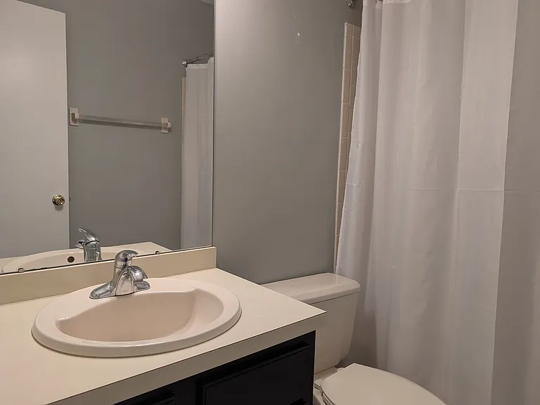 37 Whitehall Ct — Photo 19