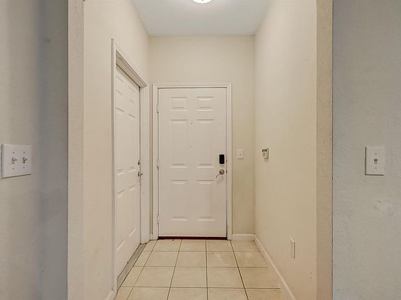 5th image of 10075 Gate Pkwy N Unit 1-1611